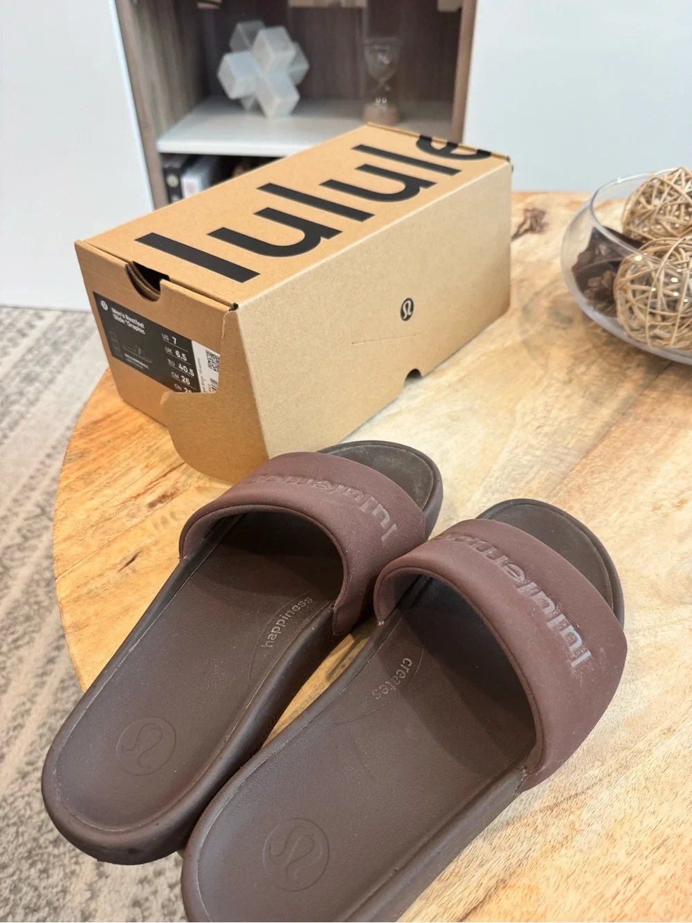 lululemon slides